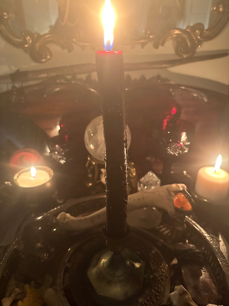 The Keeper ‘Hekate’ Devotion Candle