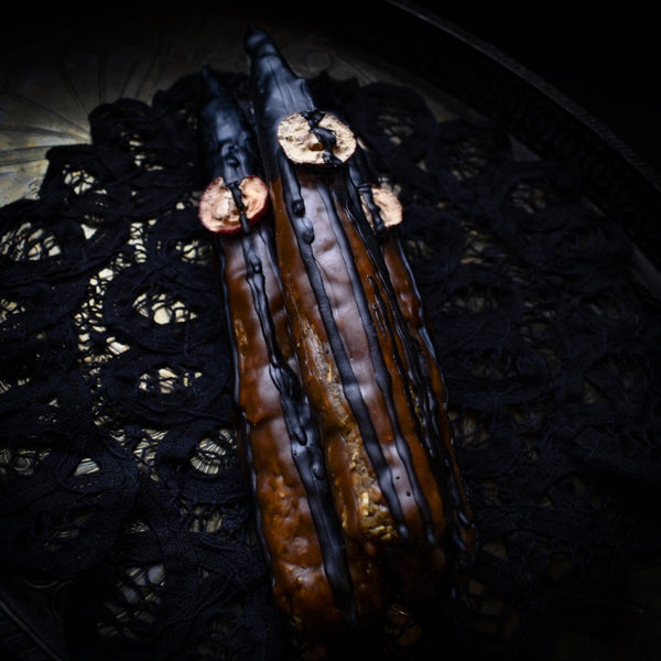 Witch’s Full Moon Botanica Candle