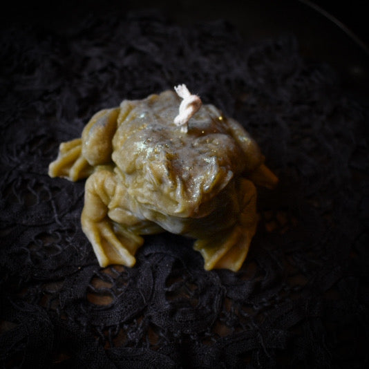 Toad’s Flame Beeswax Candle